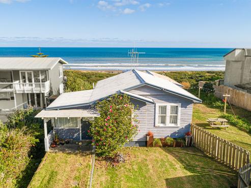 127 Karaka Street, Castlecliff