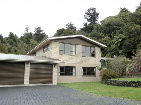 40 Power Road, Karoro