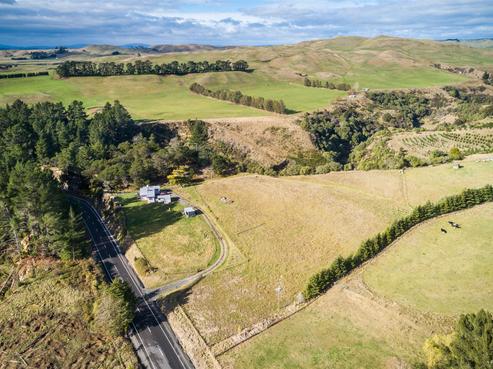 1383 Kereru Road, Maraekakaho