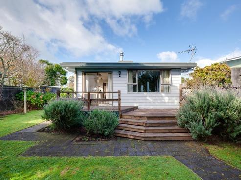 11 Rennell Street, Frankleigh Park