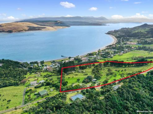 21 Newton Road, Omapere