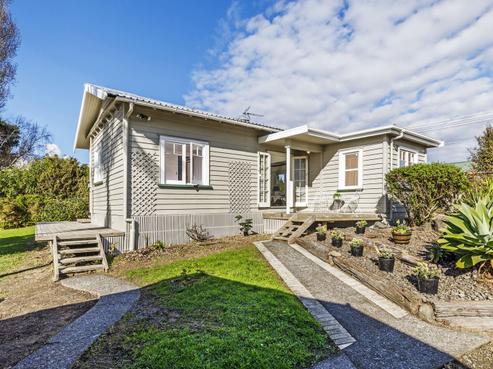 2/165A Colwill Road, Massey