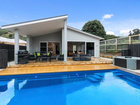 30 Golf Road, Manor Park