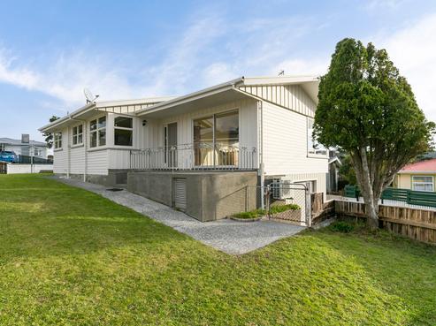 45 Mark Avenue, Paparangi