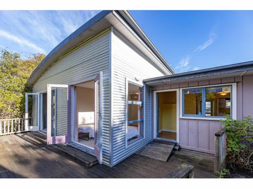 6648 Christchurch Akaroa Road, Takamatua
