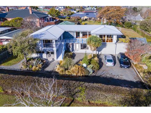 236 Otipua Road, West End