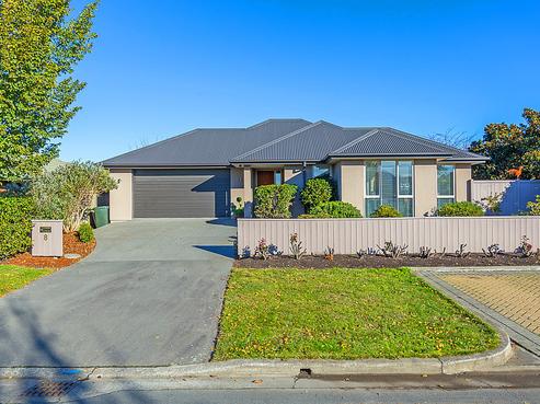 8 Perthshire Crescent, Lincoln