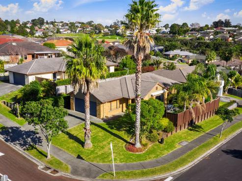 1 Richfield Crescent, Massey