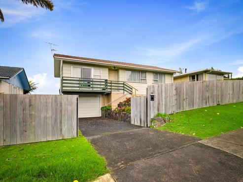 39 Helena Street, Massey