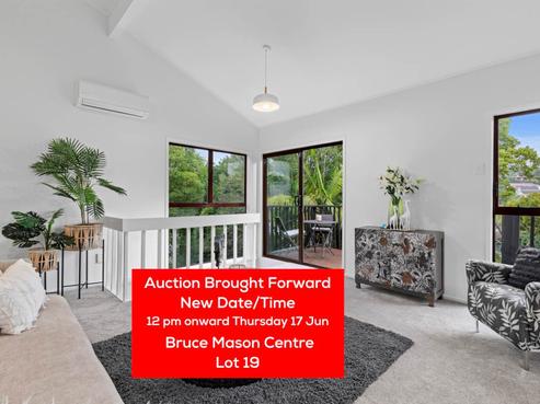 2/16 John Downs Drive, Browns Bay