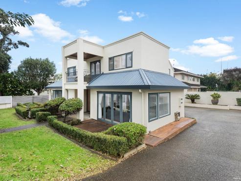 3 Tui Street, Torbay