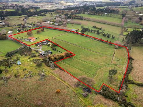 207 Pine Valley Road, Dairy Flat
