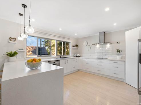 6 Te Puru Drive, Maraetai