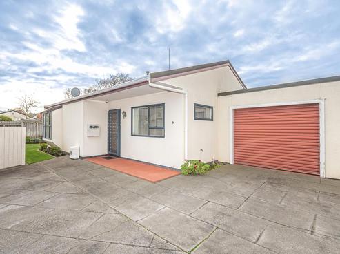 4B Bullock Drive, Springvale