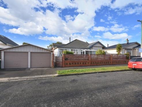 77 Ascot Street, Saint Kilda
