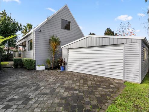 50A Amberley Avenue, Te Atatu South