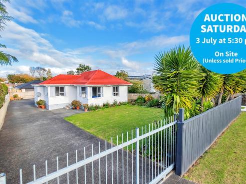 9 Woodside Road, Massey