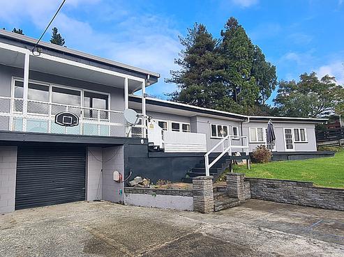 6 View Street, Maungaturoto