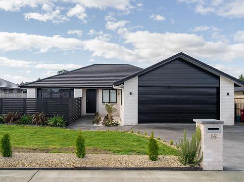 16 Mitre Way, Solway