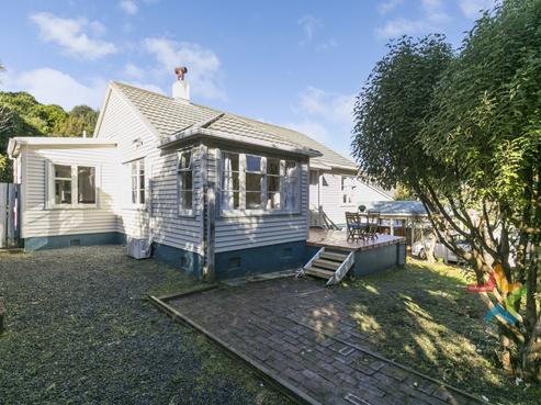 10 Victory Avenue, Karori