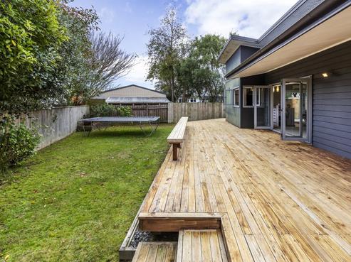 2/12 Glengarry Place, Hilltop