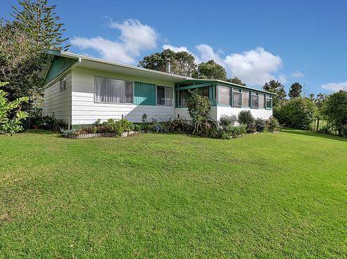 306 One Tree Point Road, One Tree Point