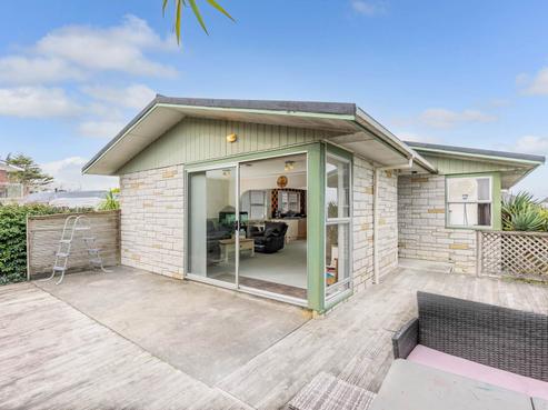 7 Ronald Algie Place, Saint Johns