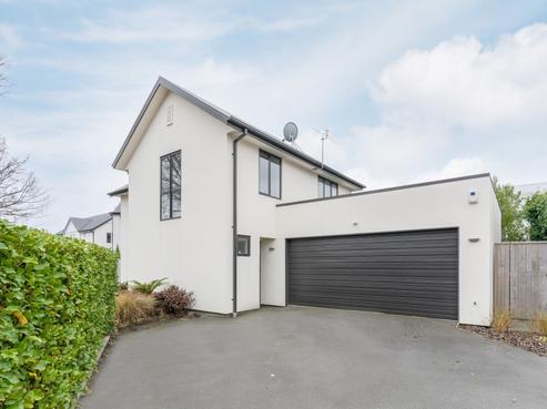 36 John Campbell Crescent, Middleton