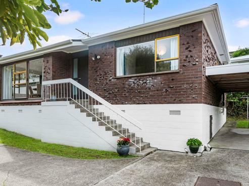 2/16 Hart Road, Hauraki