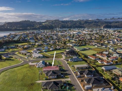 6 Palm Drive, Whitianga