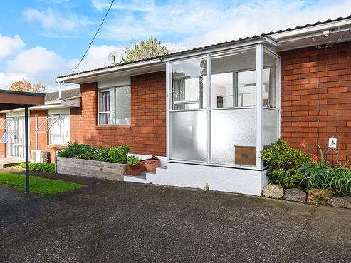 2/11 Alston Avenue, Kelston