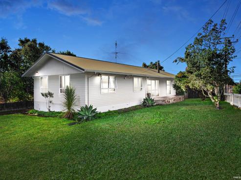 145 Tirimoana Road, Te Atatu South