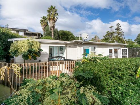 1/23A Cliff Road, Torbay