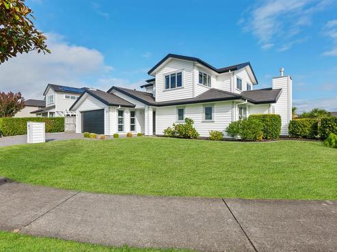 12 Portofino Point, Karaka