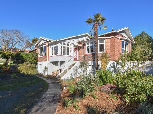 8 Signal Hill Road, Opoho