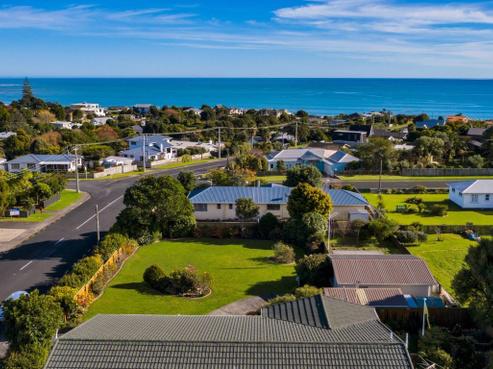 57 Dixon Street, Oakura