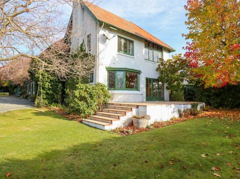 208 Douglas Street, Highfield
