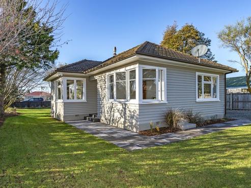 10 Thornton Street, Darfield