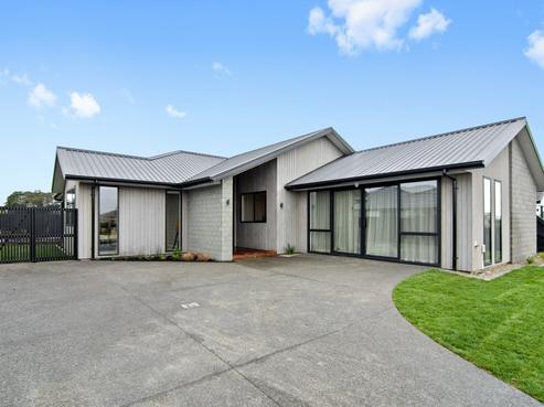 16 Kimbrae Drive, Rototuna North