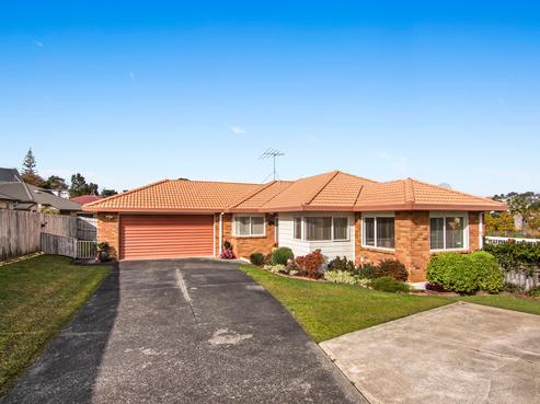 60 Donald Street, Stanmore Bay