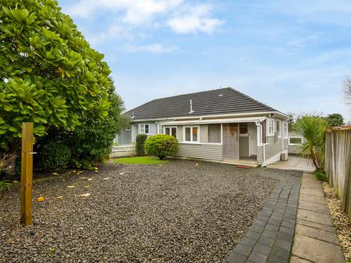 23 Court Crescent, Panmure