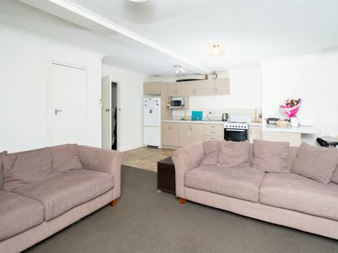 2/219 Killarney Road, Frankton