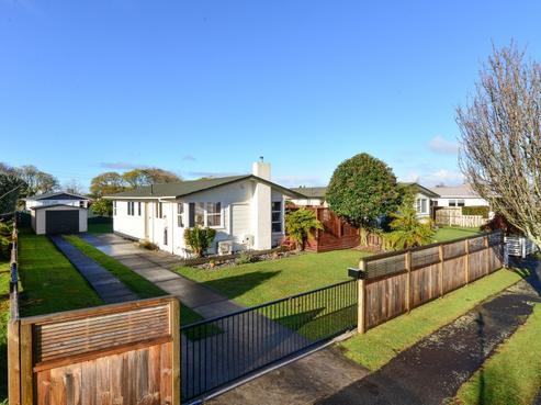 12 Katherine Place, Melville