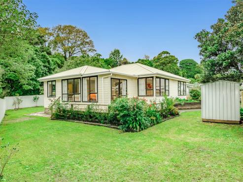 48 Hookway Grove, Paraparaumu