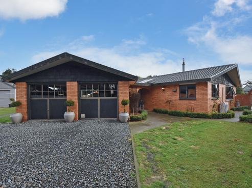 98 Matua Road, Otatara
