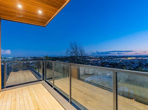 34 Taroka Close, Pinehill
