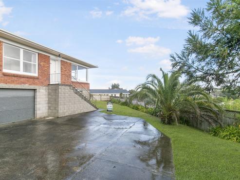 28D Sunnynook Road, Sunnynook