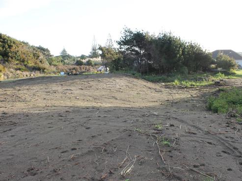 4E Rangiuru Road, Otaki Beach