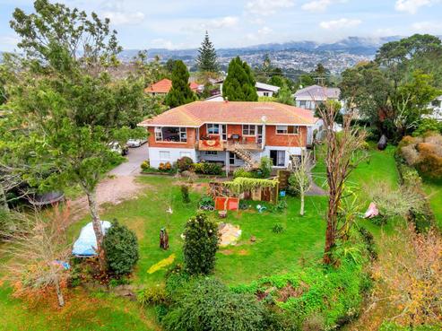 245 Don Buck Road, Massey