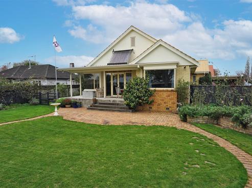 14 Dalethorpe Avenue, Fairfield